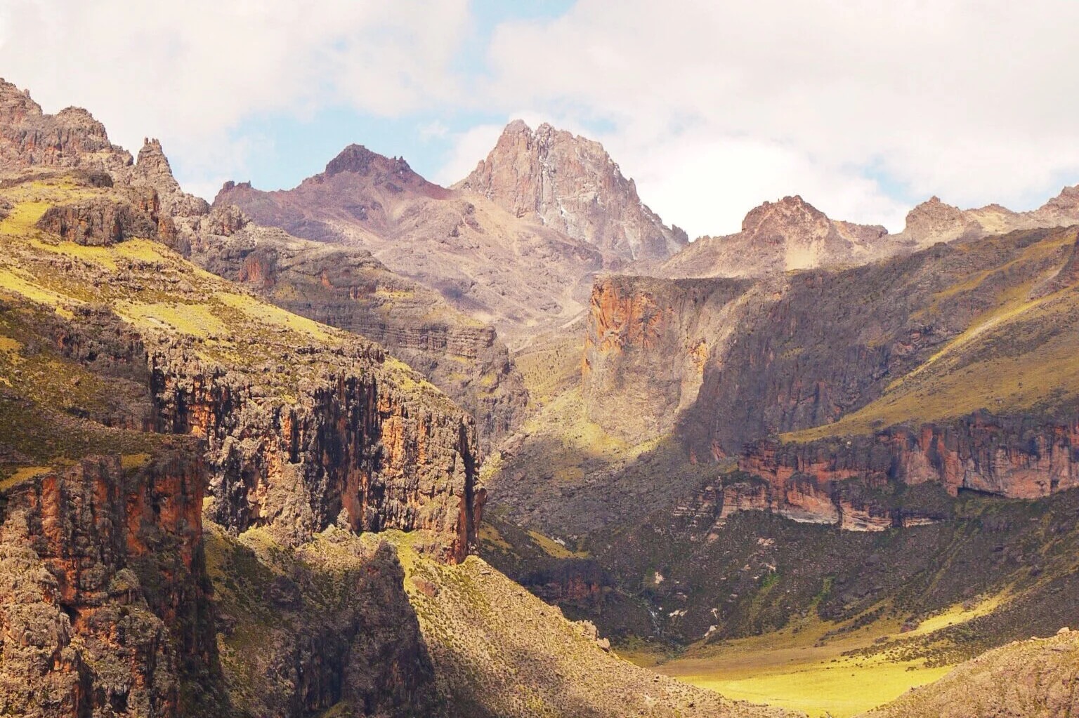 The Gorges Valley on Mount Kenya's Chogoria side